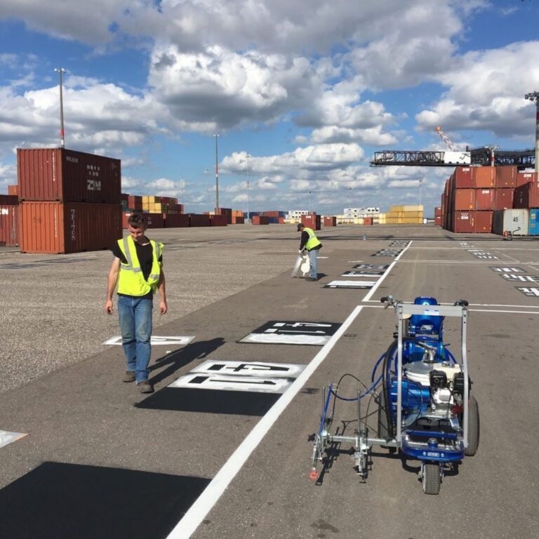 Expert Parking Lot Line Striping Services in Fayetteville NORTH